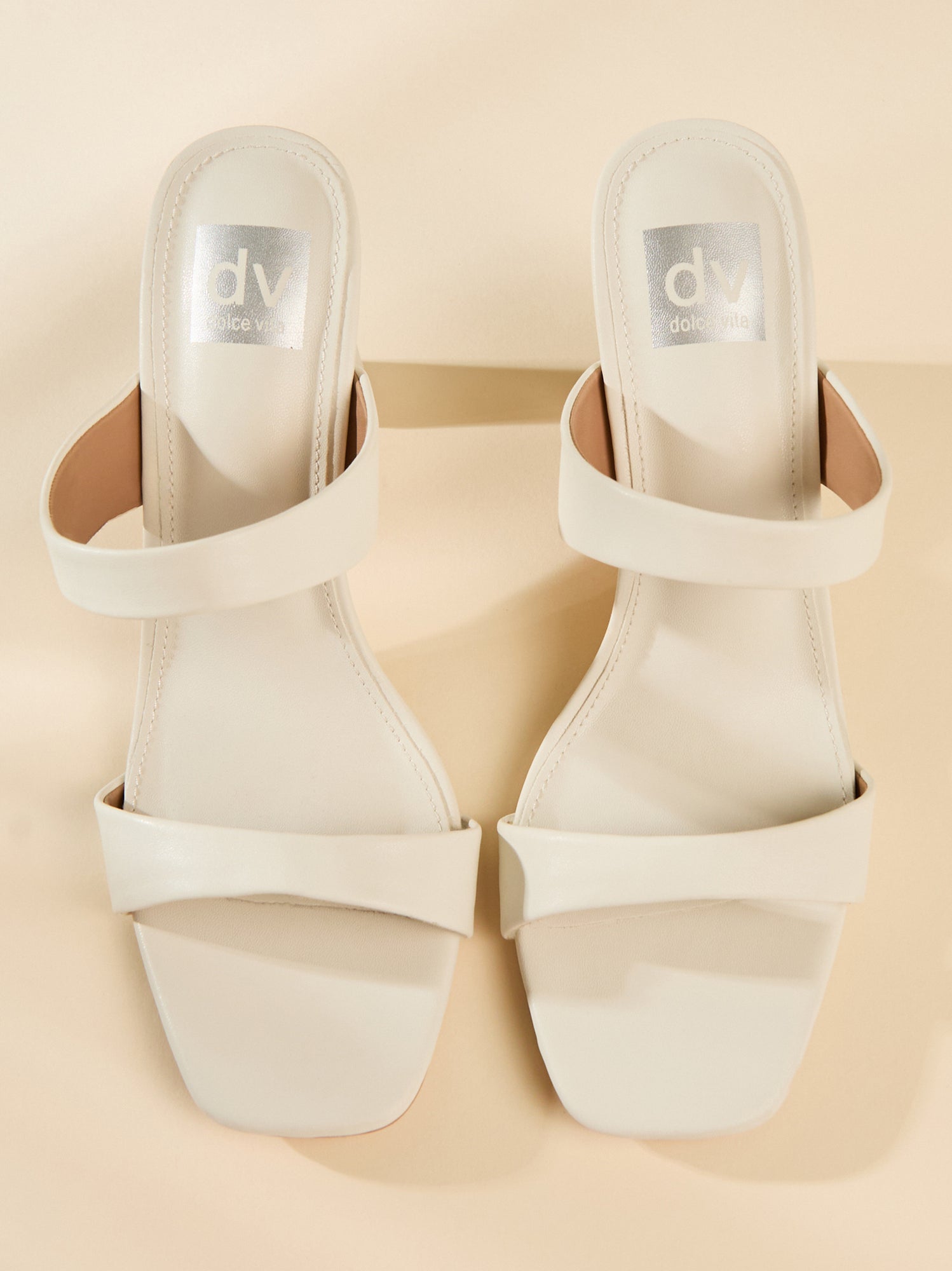DV Veniss Raffia Heel