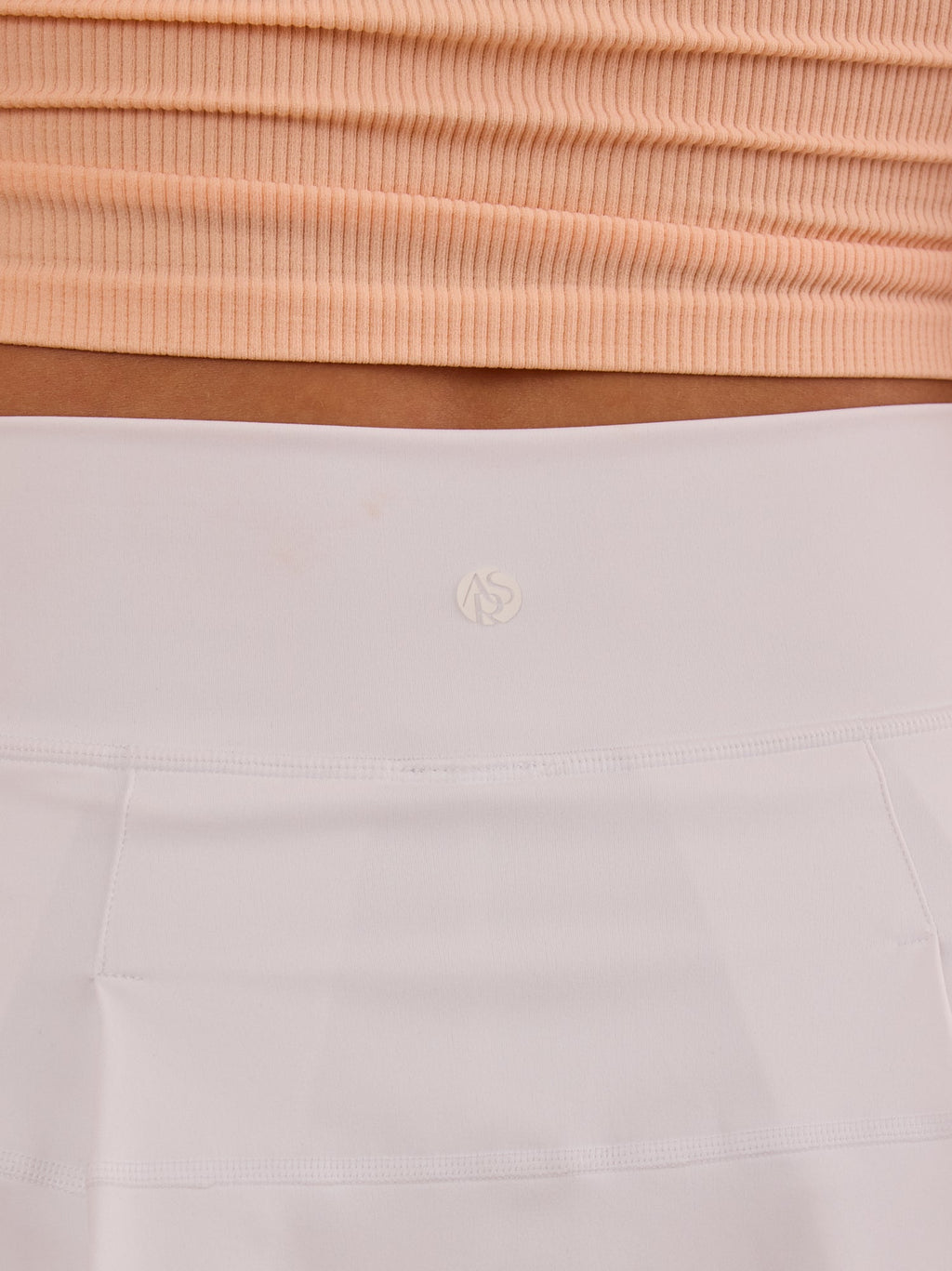 Serves Up Solid Skort