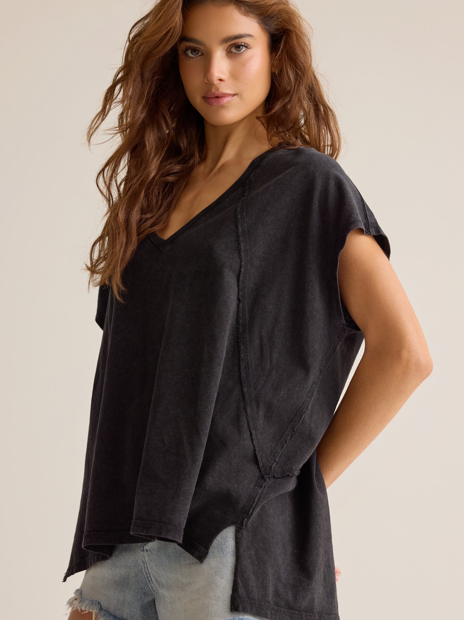Rane Oversized V-Neck Tee