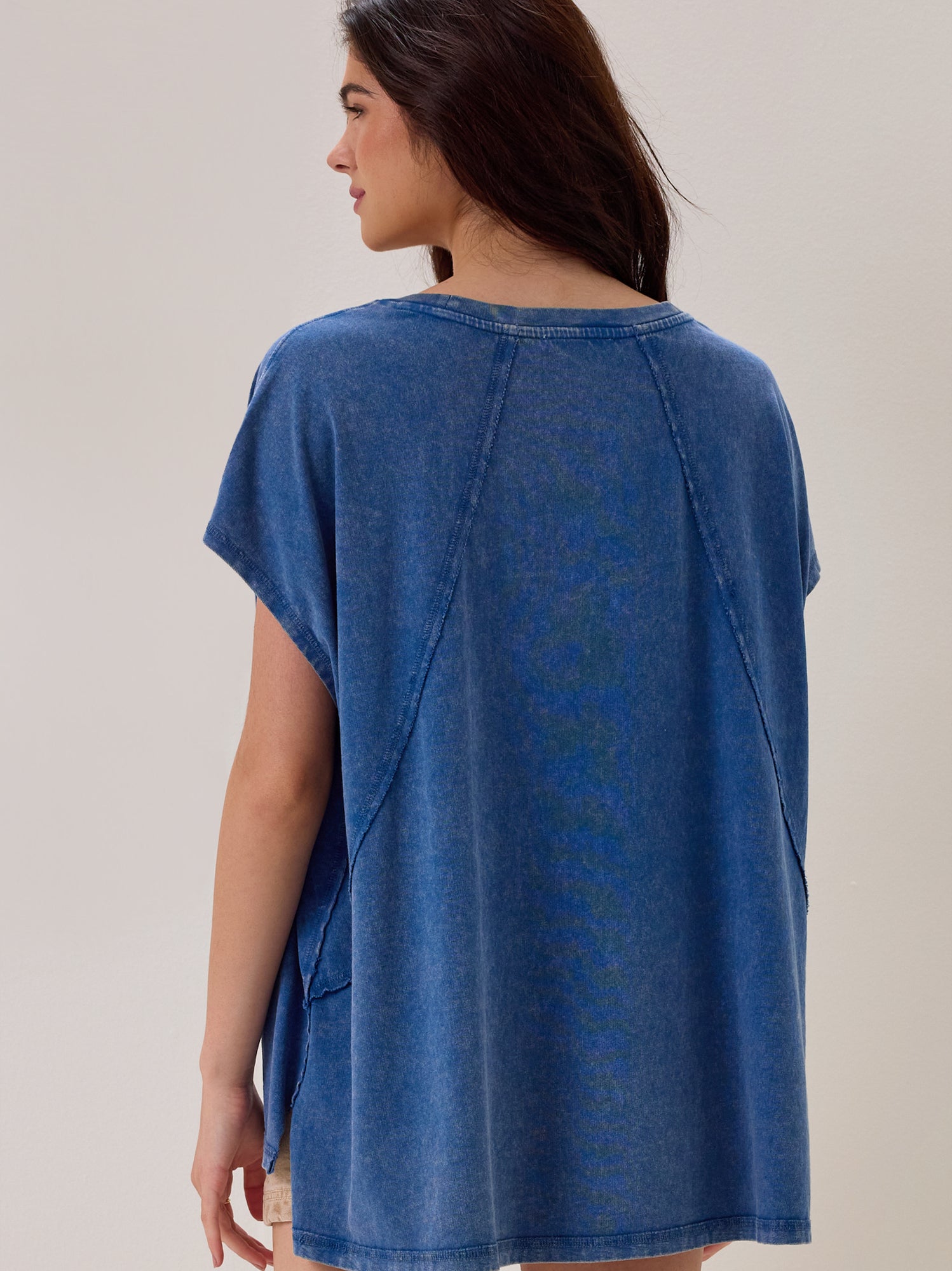 Rane Oversized V-Neck Tee
