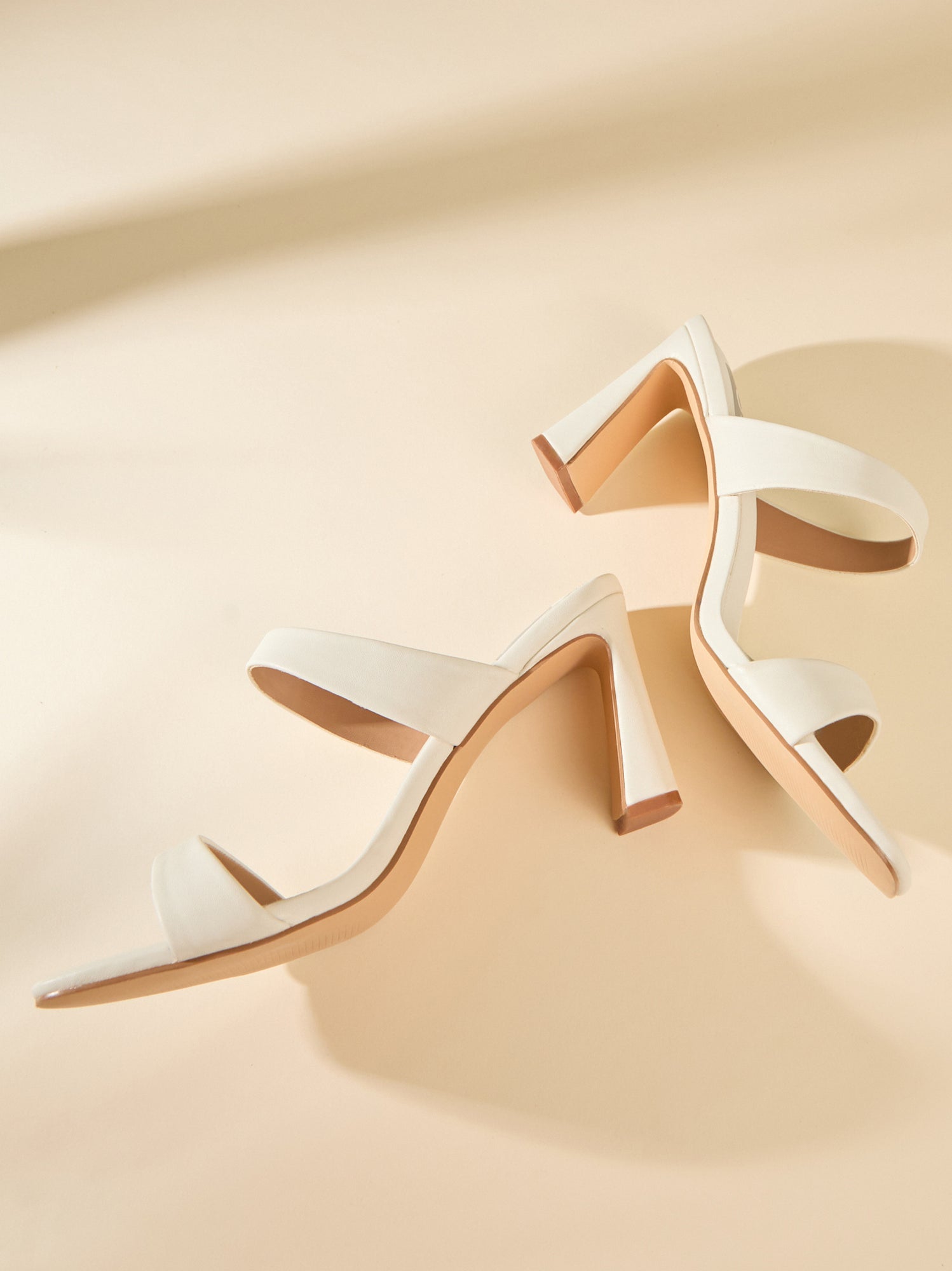 DV Veniss Raffia Heel