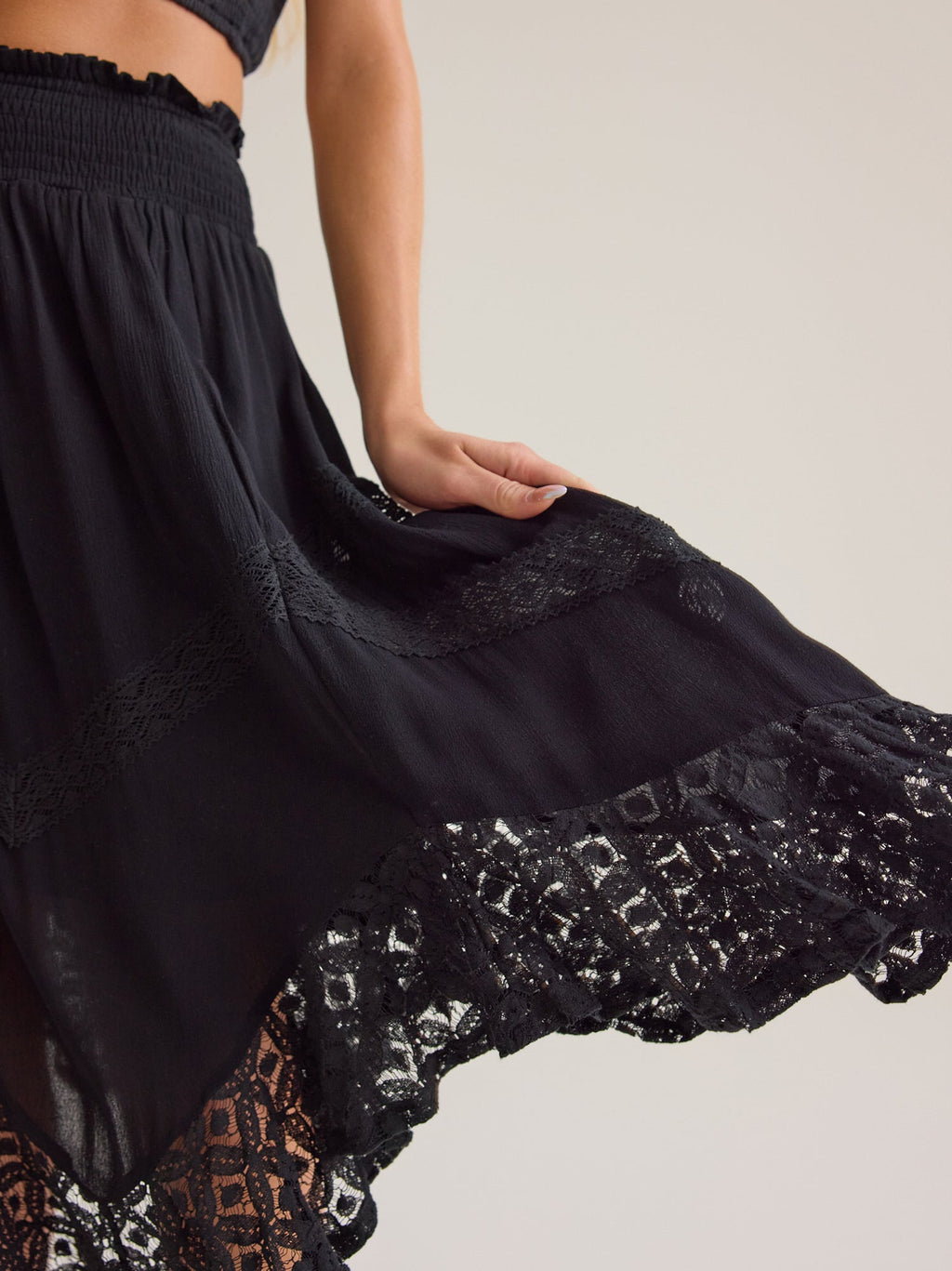 Dru Midi Skirt