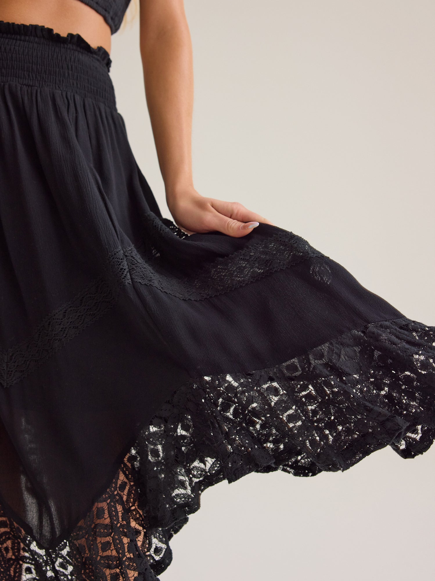 Dru Midi Skirt