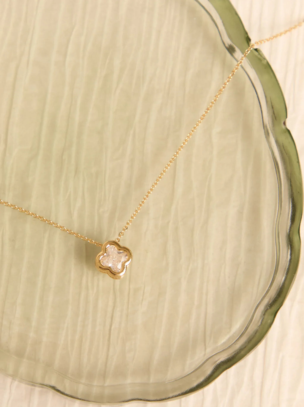 18K Gold Glitz Clover Necklace