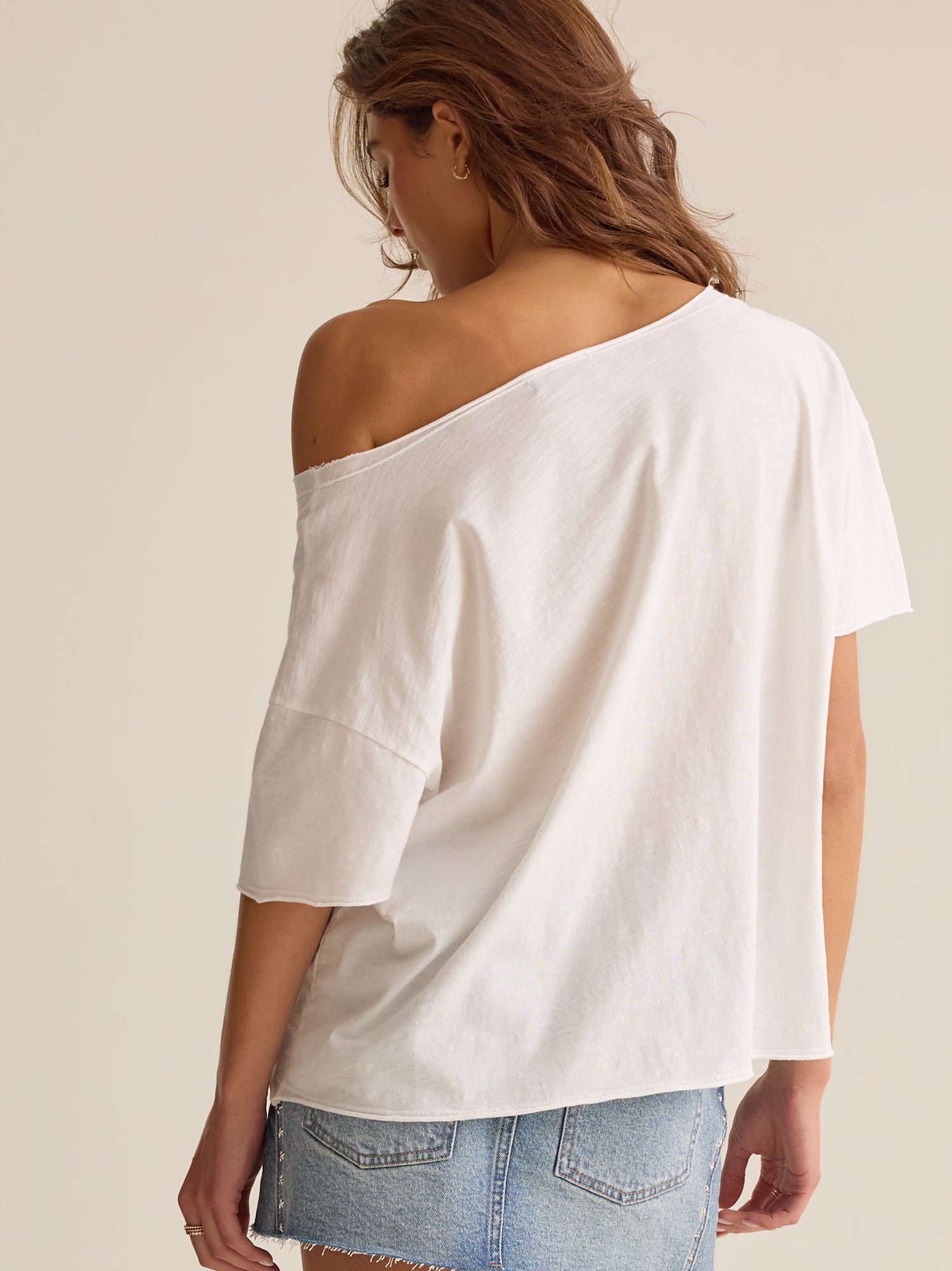 London Off Shoulder Tee