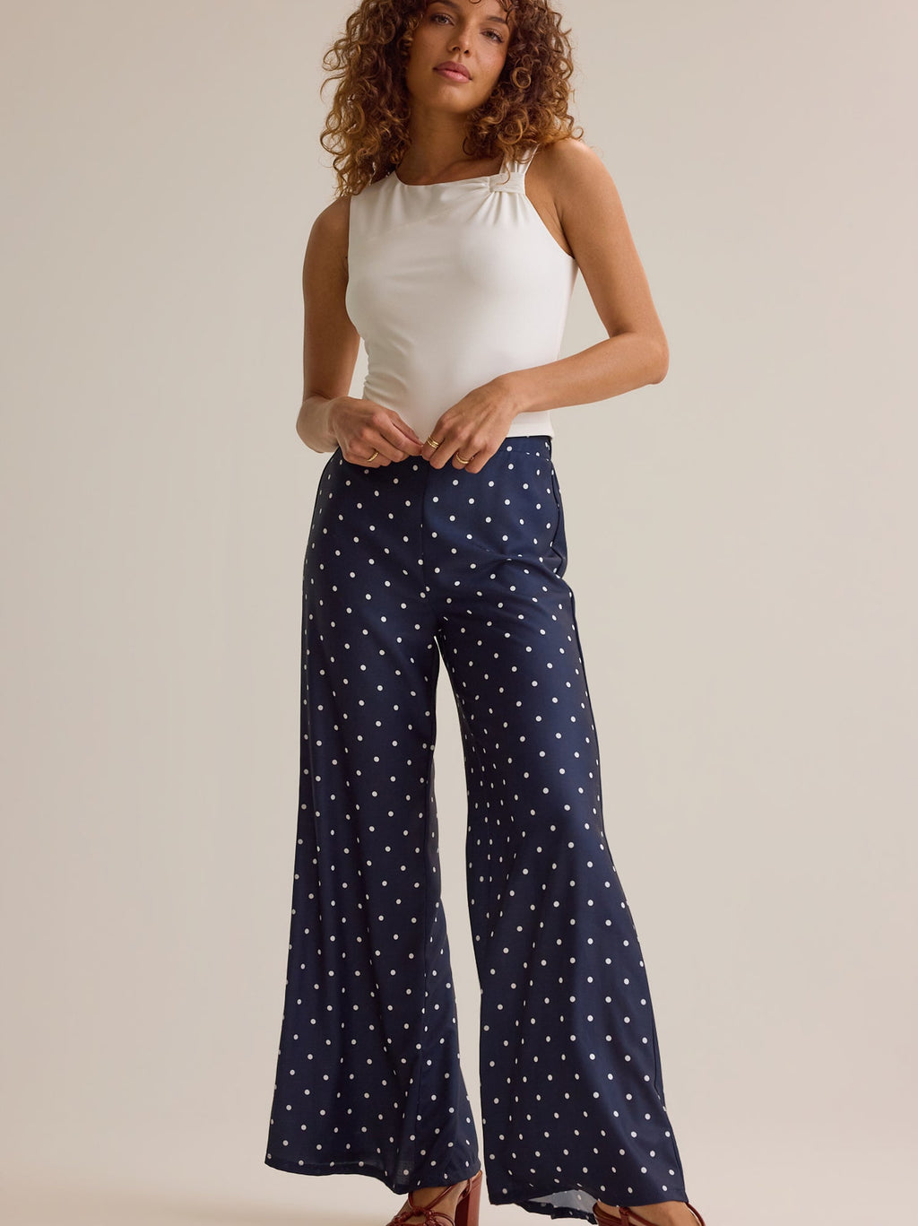 Bree Knot Shoulder Tank