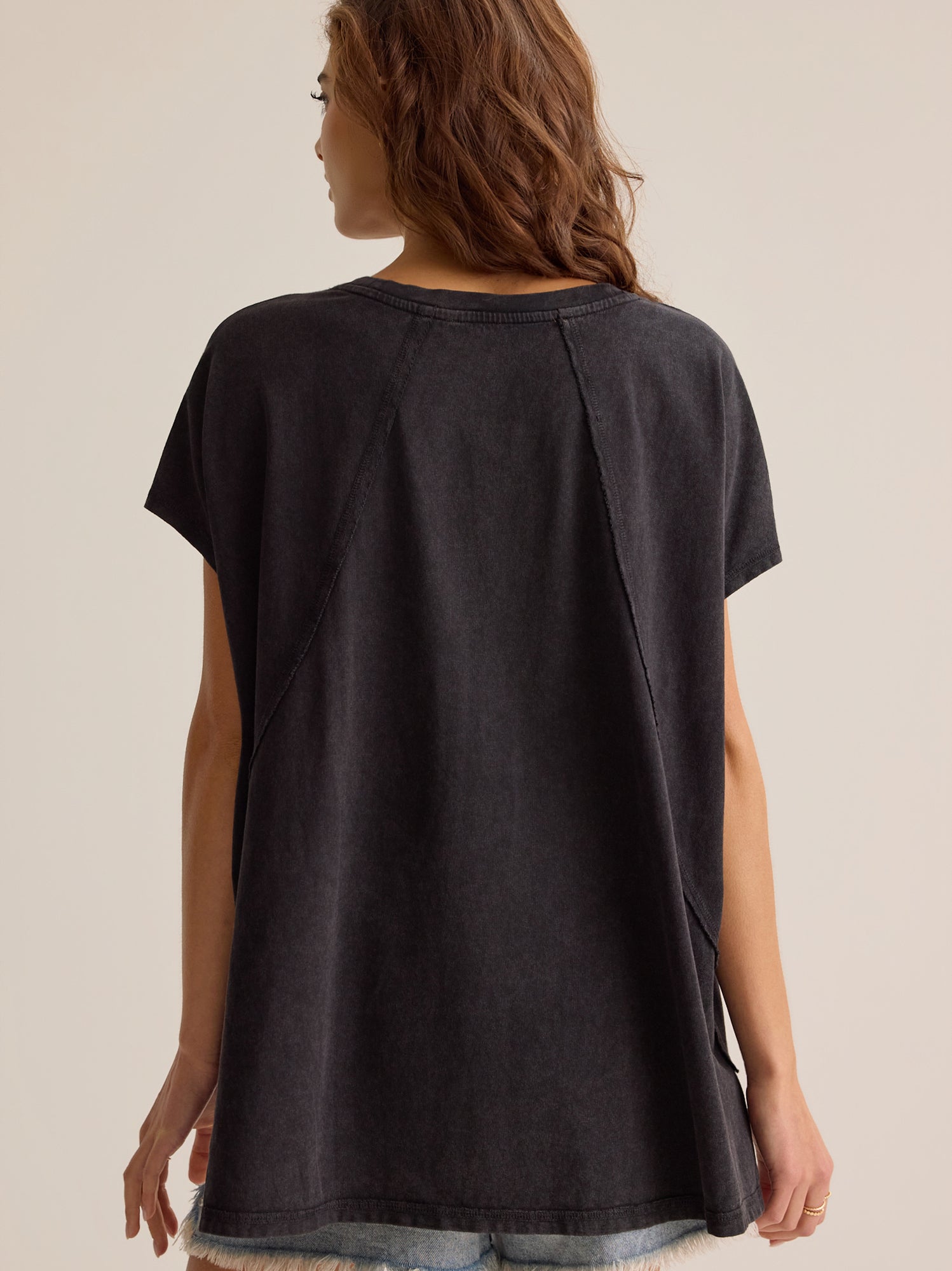 Rane Oversized V-Neck Tee
