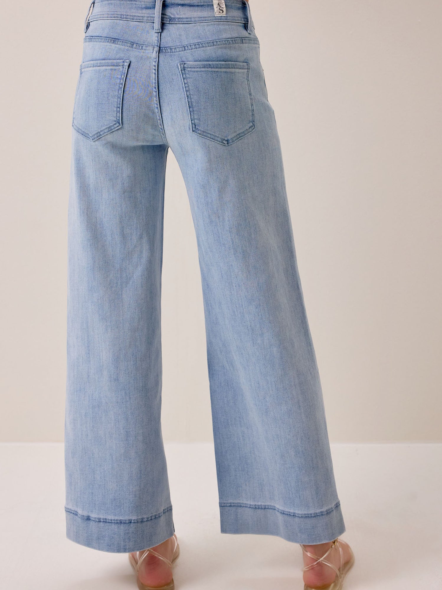 Hannah Wide Hem Jean