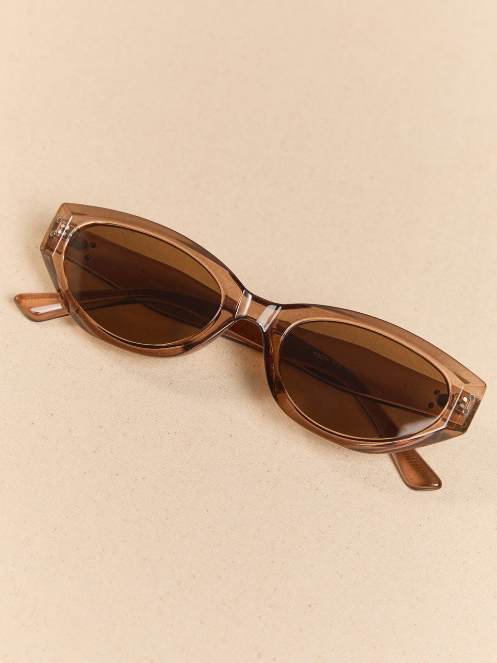 Arrowhead Cateye Sunglasses