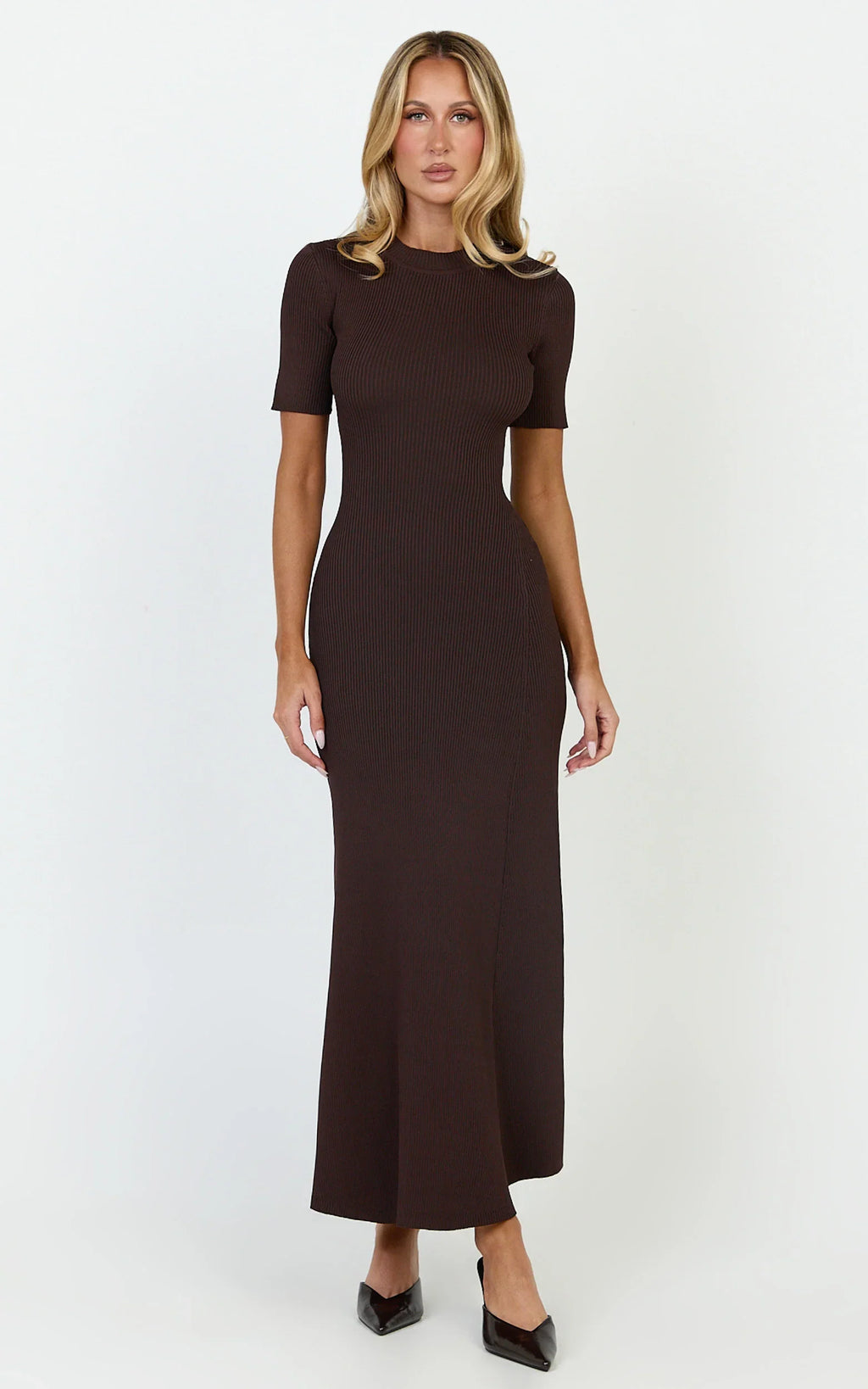 Lanie Midi Dress - Knitted Crew Neck Short Sleeve Dress in Chocolate